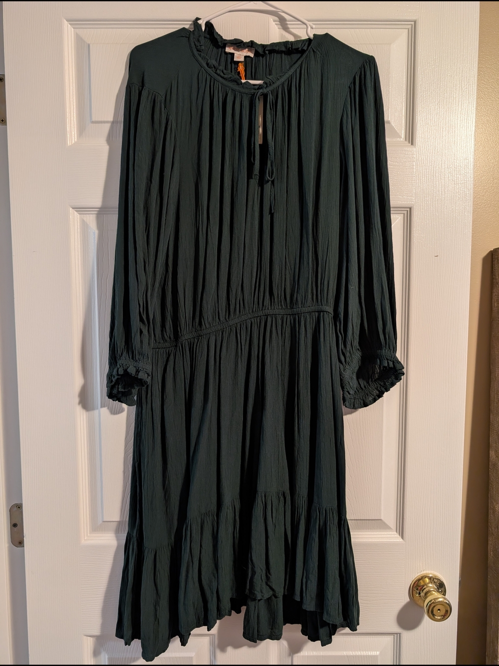 Knox Rose Dark Green Long Sleeve Tiered Midi Dress